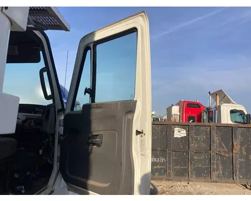 INTERNATIONAL Durastar Door Assembly, Front