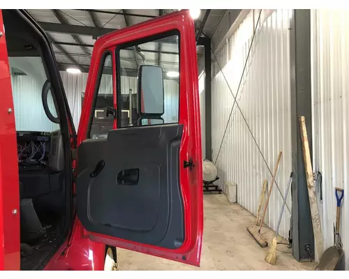 INTERNATIONAL Durastar Door Assembly, Front