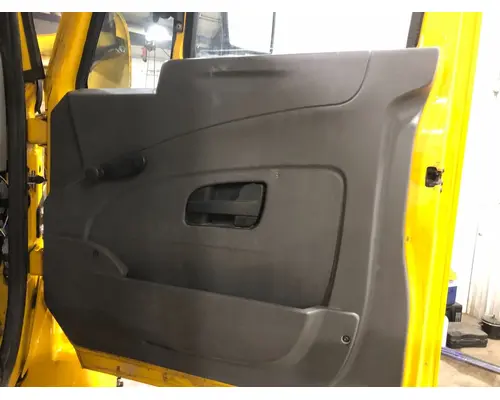 INTERNATIONAL Durastar Door Assembly, Front