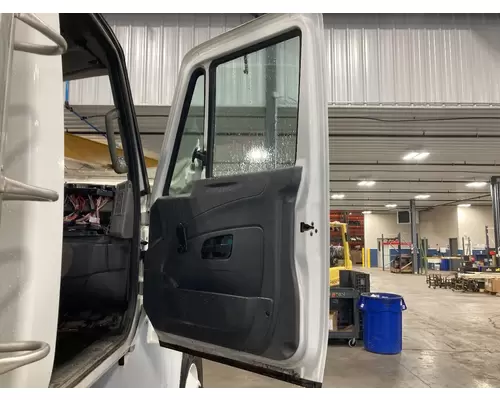 INTERNATIONAL Durastar Door Assembly, Front