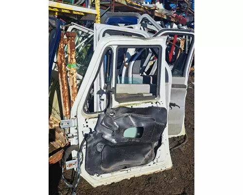 INTERNATIONAL Durastar Door Assembly, Front