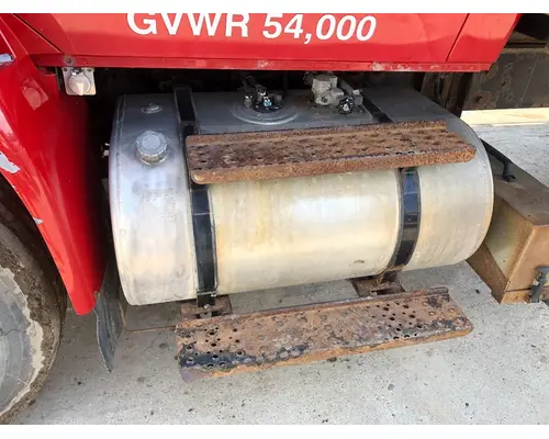 INTERNATIONAL Durastar Fuel Tank Strap