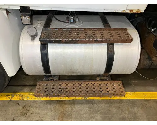 INTERNATIONAL Durastar Fuel Tank Strap