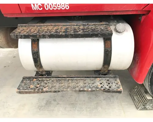 INTERNATIONAL Durastar Fuel Tank Strap