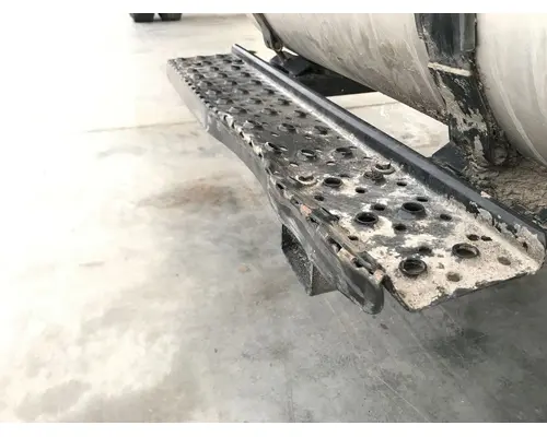 INTERNATIONAL Durastar Fuel Tank Strap