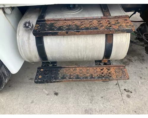 INTERNATIONAL Durastar Fuel Tank Strap