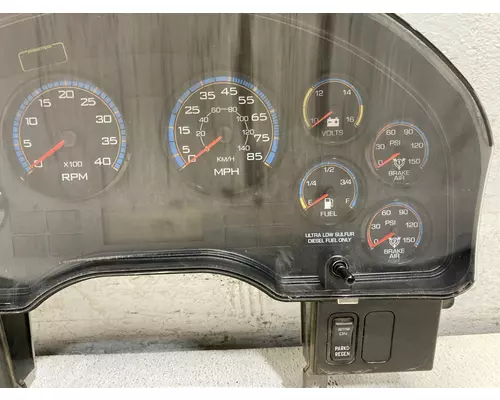 INTERNATIONAL Durastar Instrument Cluster