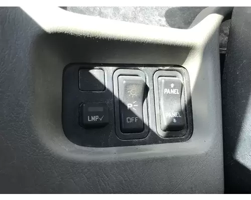 INTERNATIONAL Durastar Instrument Cluster