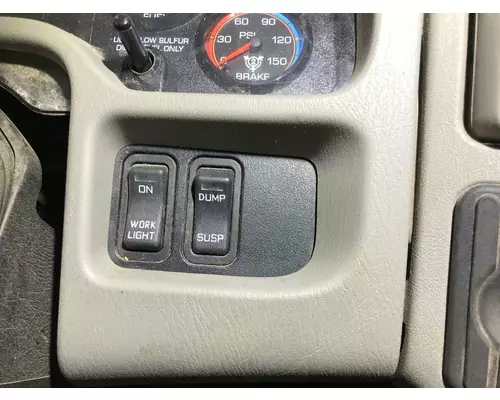 INTERNATIONAL Durastar Instrument Cluster