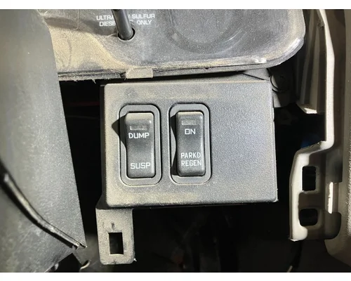 INTERNATIONAL Durastar Instrument Cluster