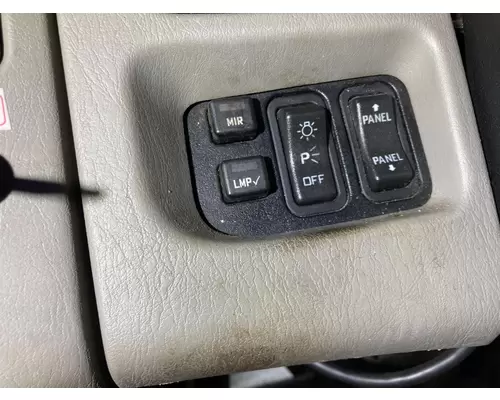 INTERNATIONAL Durastar Instrument Cluster