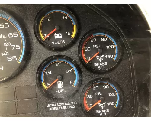 INTERNATIONAL Durastar Instrument Cluster