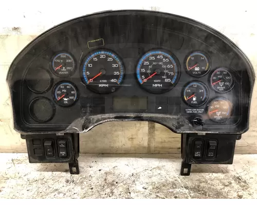 INTERNATIONAL Durastar Instrument Cluster