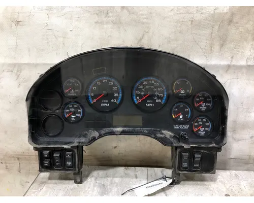 INTERNATIONAL Durastar Instrument Cluster