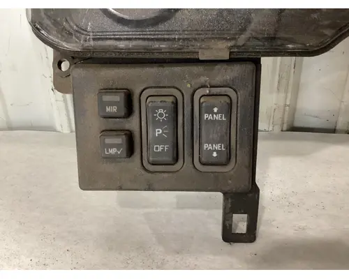 INTERNATIONAL Durastar Instrument Cluster