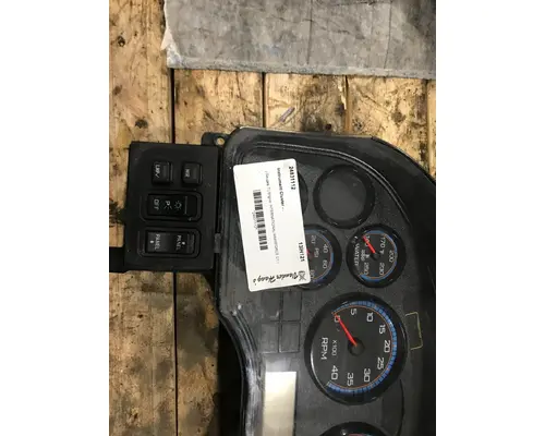 INTERNATIONAL Durastar Instrument Cluster