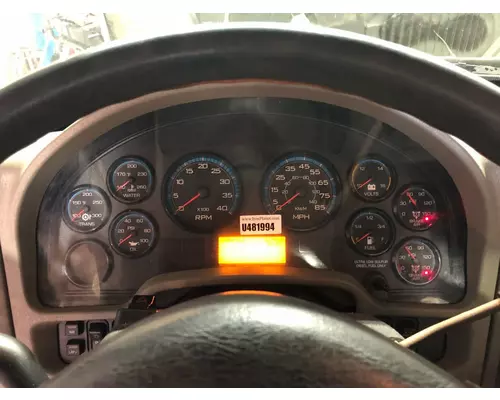 INTERNATIONAL Durastar Instrument Cluster