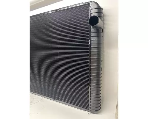 INTERNATIONAL Durastar Radiator