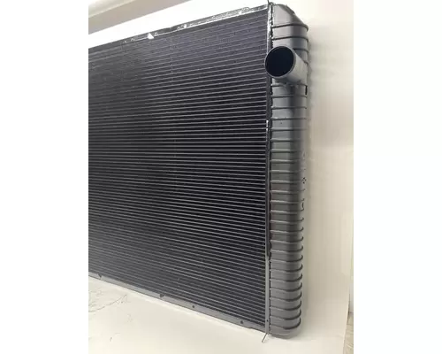 INTERNATIONAL Durastar Radiator