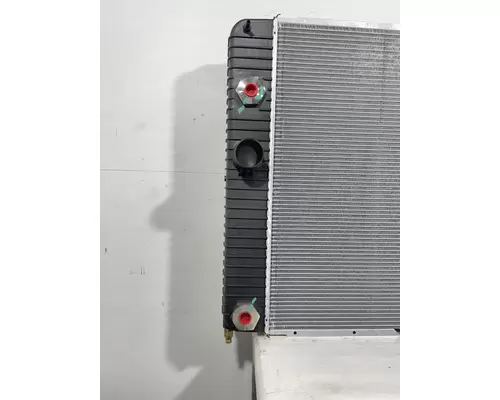 INTERNATIONAL Durastar Radiator