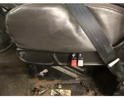 INTERNATIONAL Durastar Seat (non-Suspension)