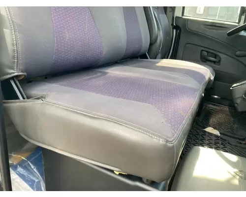 INTERNATIONAL Durastar Seat (non-Suspension)