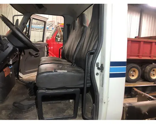 INTERNATIONAL Durastar Seat (non-Suspension)