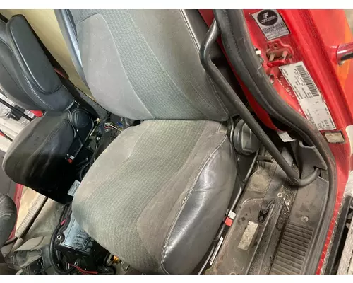 INTERNATIONAL Durastar Seat (non-Suspension)