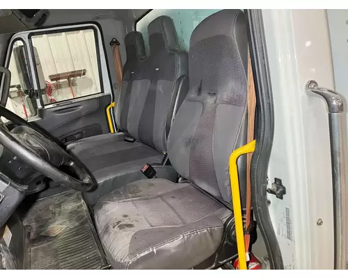 INTERNATIONAL Durastar Seat (non-Suspension)