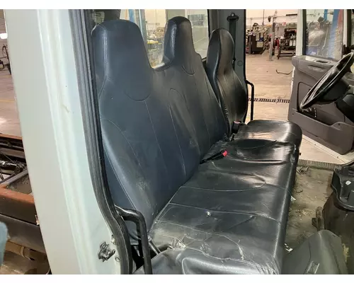 INTERNATIONAL Durastar Seat (non-Suspension)