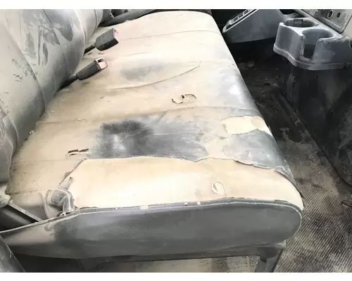 INTERNATIONAL Durastar Seat (non-Suspension)
