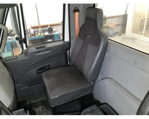INTERNATIONAL Durastar Seat (non-Suspension)