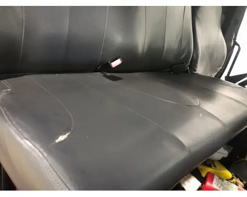 INTERNATIONAL Durastar Seat (non-Suspension)