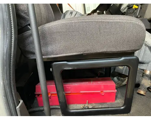 INTERNATIONAL Durastar Seat (non-Suspension)