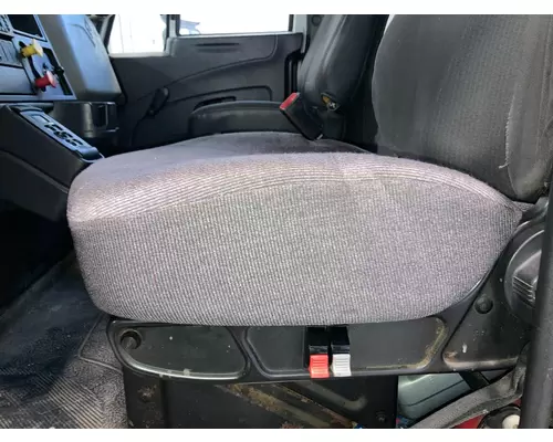 INTERNATIONAL Durastar Seat (non-Suspension)