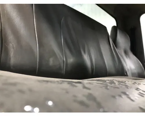 INTERNATIONAL Durastar Seat (non-Suspension)