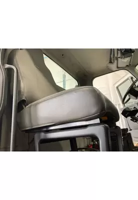 INTERNATIONAL Durastar Seat (non-Suspension)