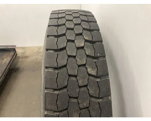 INTERNATIONAL Durastar Tires