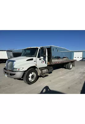 INTERNATIONAL Durastar Truck