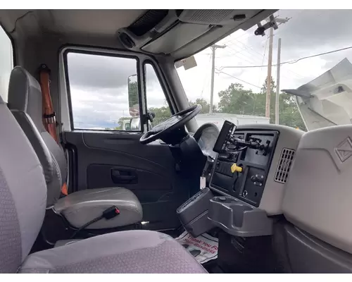 INTERNATIONAL Durastar Truck