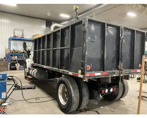 INTERNATIONAL Durastar Truck