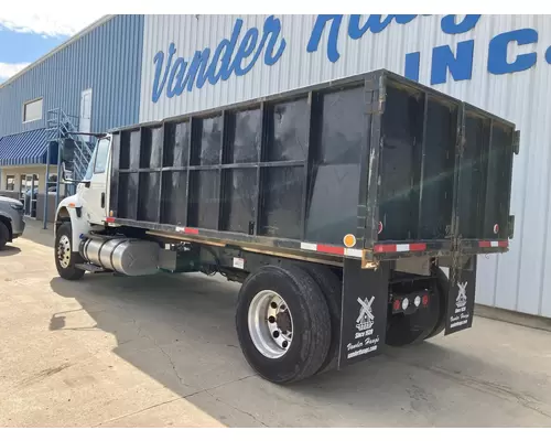 INTERNATIONAL Durastar Truck