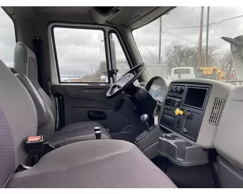 INTERNATIONAL Durastar Truck