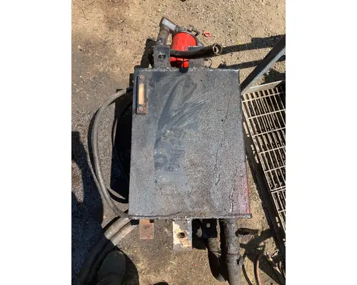 INTERNATIONAL F-2674 SBA hydralicwet tank