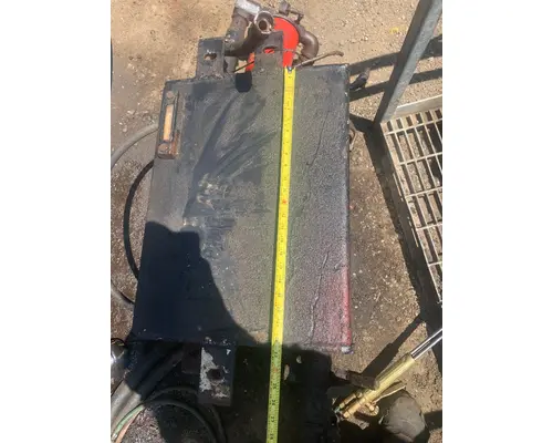 INTERNATIONAL F-2674 SBA hydralicwet tank