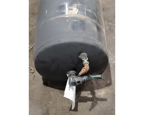 INTERNATIONAL F-2674 Air Tank