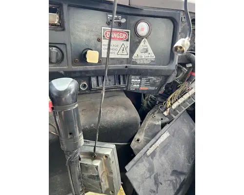 INTERNATIONAL F-2674 Complete Vehicle