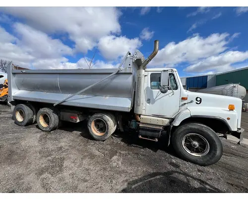 INTERNATIONAL F-2674 Complete Vehicle