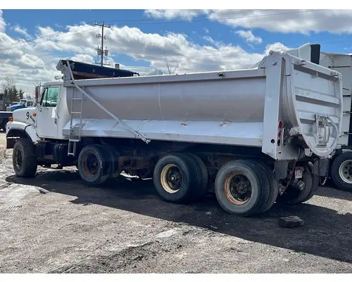 INTERNATIONAL F-2674 Complete Vehicle