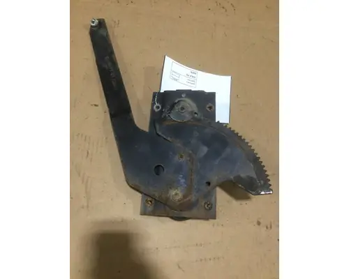 INTERNATIONAL F-2674 Door Window Regulator, Front